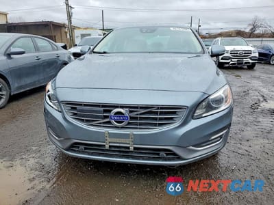 Piąte zdjęcie samochodu w środku: 2018 VOLVO S60 PLATINUM VIN:LYV402TM9JB174083 - miniatura