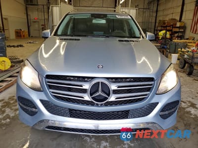 Piąte zdjęcie samochodu w środku: 2016 MERCEDES-BENZ GLE 350 4MATIC VIN:4JGDA5HB3GA704520 - miniatura