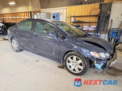 Czwarte zdjęcie samochodu z boku: 2010 HONDA CIVIC LX VIN:2HGFA1F57AH561293 - miniatura