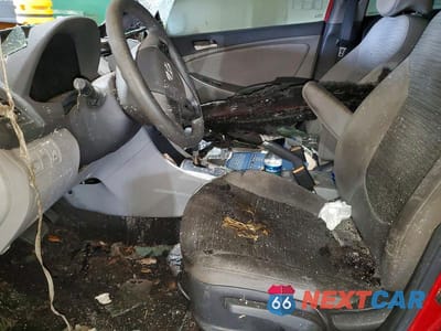 Zdjęcie 7 z 13 samochodu: 2015 HYUNDAI ACCENT GS VIN:KMHCT5AE6FU230618 - miniatura