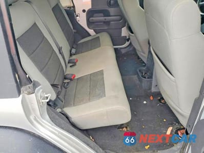 Zdjęcie 10 z 11 samochodu: 2010 JEEP WRANGLER UNLIMITED SAHARA VIN:1J4BA5H16AL101702 - miniatura