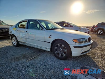 Czwarte zdjęcie samochodu z boku: 2003 BMW 325 I VIN:WBAET37403NJ39184 - miniatura