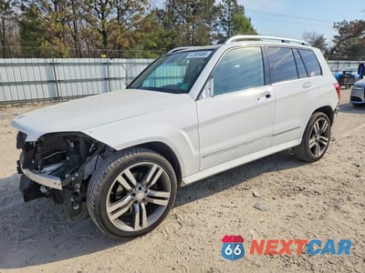 2015 MERCEDES-BENZ GLK 350 4MATIC WDCGG8JB0FG374174 - główne zdjęcie licytacji z USA - miniatura