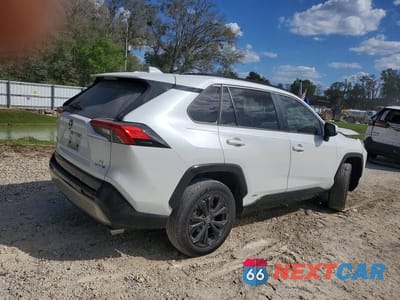 Trzecie zdjęcie samochodu z tyłu: 2023 TOYOTA RAV4 HYBRID SE VIN:JTM16RFVXPJ037524 - miniatura