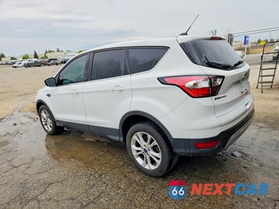 Drugie zdjęcie samochodu z przodu: 2017 FORD ESCAPE SE VIN:1FMCU0GDXHUA69448 - miniatura