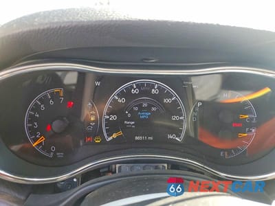 Zdjęcie 9 z 12 samochodu: 2018 JEEP GRAND CHEROKEE LIMITED VIN:1C4RJEBG3JC145108 - miniatura