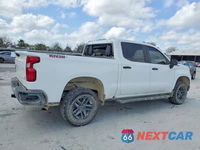 Trzecie zdjęcie samochodu z tyłu: 2023 CHEVROLET SILVERADO K1500 LT TRAIL BOSS VIN:3GCPDFEK1PG311118 - miniatura