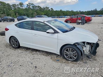 Czwarte zdjęcie samochodu z boku: 2018 HYUNDAI ELANTRA SEL VIN:5NPD84LF9JH326739 - miniatura