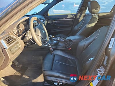 Zdjęcie 7 z 12 samochodu: 2017 BMW 330 XI VIN:WBA8D9G53HNU60990 - miniatura
