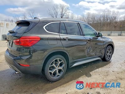 Trzecie zdjęcie samochodu z tyłu: 2018 BMW X1 SDRIVE28I VIN:WBXHU7C30J5H43094 - miniatura