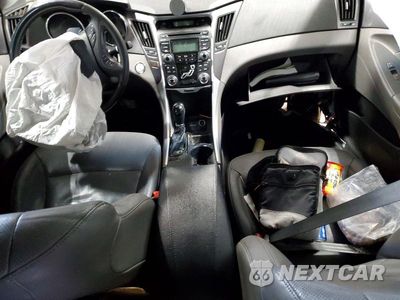 Zdjęcie 8 z 12 samochodu: 2012 HYUNDAI SONATA HYBRID BASE VIN:KMHEC4A41CA031743 - miniatura
