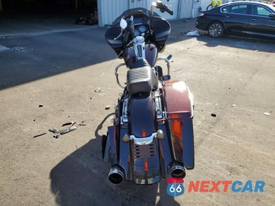 Czwarte zdjęcie samochodu z boku: 2018 HARLEY-DAVIDSON FLTRX ROAD GLIDE VIN:1HD1KHC18JB646313 - miniatura