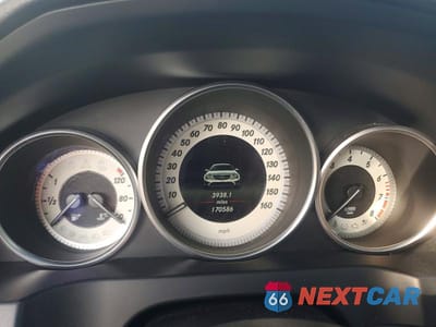 Zdjęcie 9 z 11 samochodu: 2015 MERCEDES-BENZ E 400 VIN:WDDKJ6FB2FF305352 - miniatura