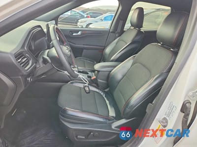Zdjęcie 7 z 13 samochodu: 2023 FORD ESCAPE ST LINE VIN:1FMCU9MN0PUB35764 - miniatura