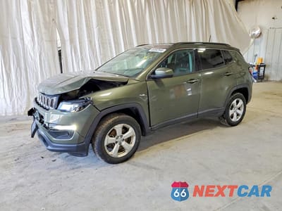 2017 JEEP COMPASS LATITUDE 3C4NJDBB2HT646941 - główne zdjęcie licytacji z USA - miniatura