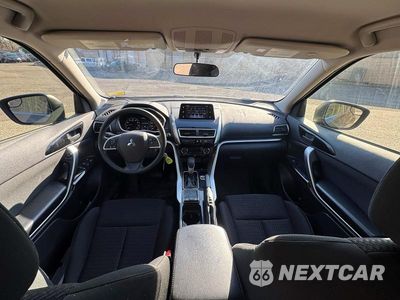 Zdjęcie 9 z 10 samochodu: 2019 MITSUBISHI ECLIPSE CROSS LE VIN:JA4AT4AA7KZ019793 - miniatura