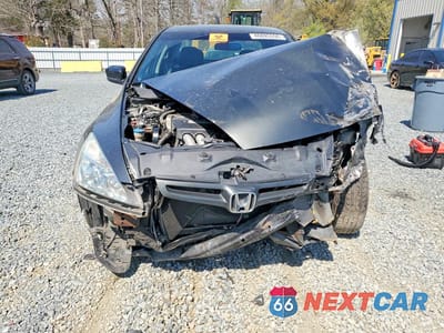 Piąte zdjęcie samochodu w środku: 2006 HONDA ACCORD EX VIN:1HGCM56836A105471 - miniatura