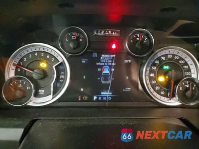 Zdjęcie 9 z 12 samochodu: 2019 RAM 1500 CLASSIC SLT VIN:1C6RR7LTXKS631591 - miniatura