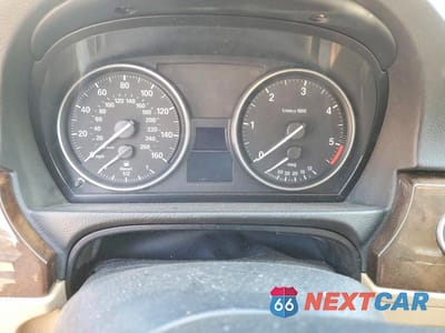 Zdjęcie 9 z 11 samochodu: 2009 BMW 335 D VIN:WBAPN73539A265600 - miniatura