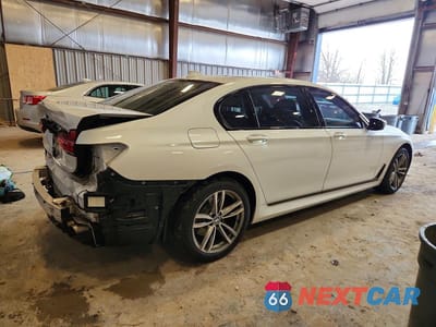 Trzecie zdjęcie samochodu z tyłu: 2017 BMW 750 XI VIN:WBA7F2C57HG422718 - miniatura