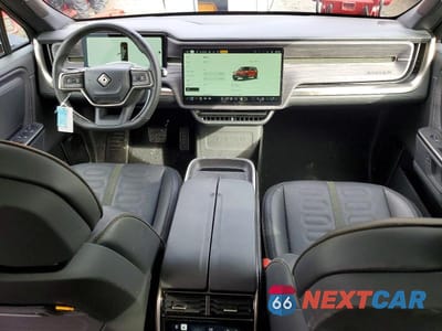 Zdjęcie 8 z 12 samochodu: 2025 RIVIAN R1S ADVENTURE VIN:7PDSGBBA8SN061780 - miniatura