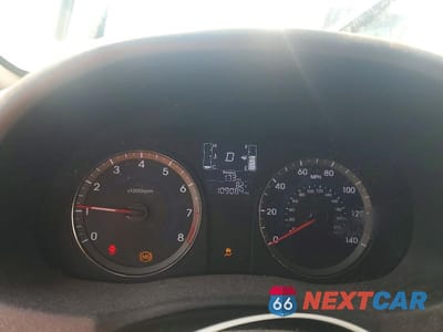 Zdjęcie 9 z 12 samochodu: 2016 HYUNDAI ACCENT SE VIN:KMHCT4AE0GU943459 - miniatura