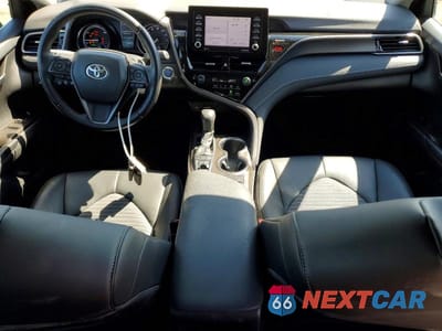 Zdjęcie 8 z 13 samochodu: 2022 TOYOTA CAMRY HYBRID SE VIN:4T1G31AK4NU045305 - miniatura