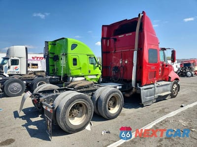 Czwarte zdjęcie samochodu z boku: 2014 INTERNATIONAL PROSTAR SEMI TRUCK VIN:3HSDJSJR8EN034975 - miniatura