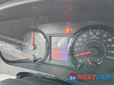 Zdjęcie 9 z 12 samochodu: 2017 TOYOTA SIENNA LE VIN:5TDKZ3DC2HS833862 - miniatura