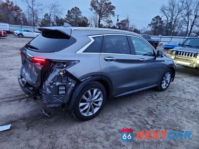 Trzecie zdjęcie samochodu z tyłu: 2021 INFINITI QX50 LUXE VIN:3PCAJ5BB3MF101828 - miniatura