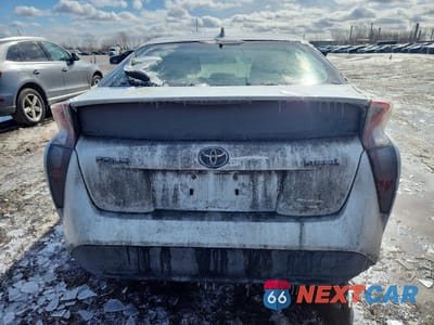 Zdjęcie 6 z 12 samochodu: 2016 TOYOTA PRIUS VIN:JTDKBRFU0G3017147 - miniatura