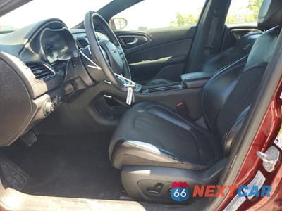Zdjęcie 7 z 12 samochodu: 2016 CHRYSLER 200 S VIN:1C3CCCBB4GN162090 - miniatura