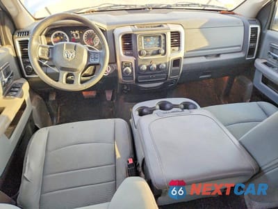 Zdjęcie 8 z 11 samochodu: 2015 RAM 1500 SLT VIN:1C6RR6GG5FS569451 - miniatura