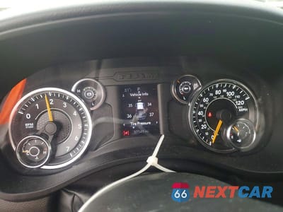 Zdjęcie 9 z 12 samochodu: 2022 RAM 1500 BIG HORN VIN:1C6RRFBG6NN255926 - miniatura
