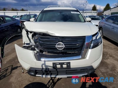 Piąte zdjęcie samochodu w środku: 2023 NISSAN PATHFINDER SL VIN:5N1DR3CC6PC213215 - miniatura