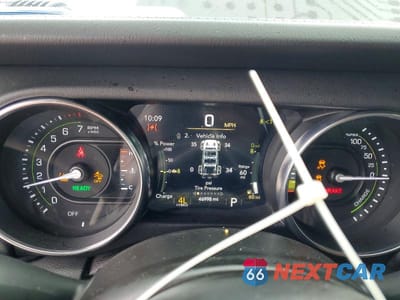 Zdjęcie 9 z 12 samochodu: 2021 JEEP WRANGLER UNLIMITED SAHARA 4XE VIN:1C4JJXP69MW732442 - miniatura