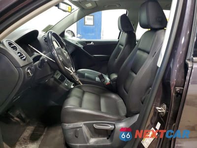 Zdjęcie 7 z 12 samochodu: 2016 VOLKSWAGEN TIGUAN LIMITED VIN:WVGAV7AX8GW513171 - miniatura