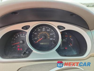 Zdjęcie 9 z 12 samochodu: 2004 TOYOTA HIGHLANDER BASE VIN:JTEEP21A740006674 - miniatura