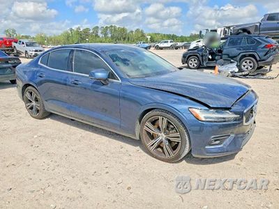 Czwarte zdjęcie samochodu z boku: 2019 VOLVO S60 T6 INSCRIPTION VIN:7JRA22TL8KG014028 - miniatura