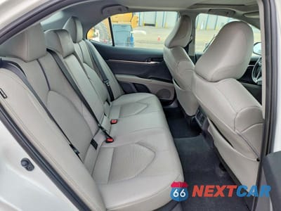 Zdjęcie 10 z 11 samochodu: 2022 TOYOTA CAMRY HYBRID XLE VIN:4T1F31AK1NU599123 - miniatura