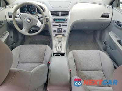 Zdjęcie 8 z 11 samochodu: 2010 CHEVROLET MALIBU LS VIN:1G1ZB5EBXAF217507 - miniatura