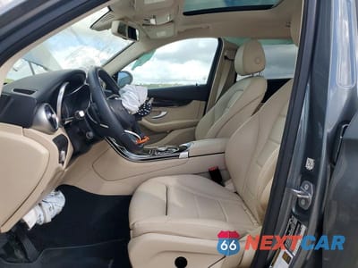 Zdjęcie 7 z 13 samochodu: 2019 MERCEDES-BENZ GLC 300 VIN:WDC0G4JB4KV154858 - miniatura