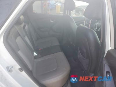 Zdjęcie 10 z 12 samochodu: 2013 HYUNDAI TUCSON LIMITED VIN:KM8JU3AC4DU616152 - miniatura