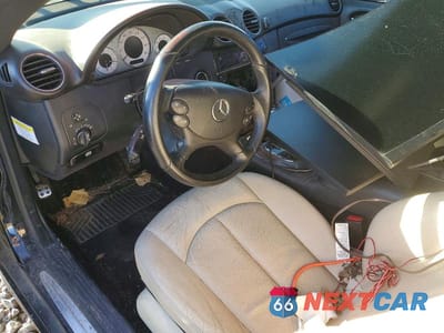 Zdjęcie 8 z 12 samochodu: 2007 MERCEDES-BENZ CLK 550 VIN:WDBTJ72H27F215066 - miniatura