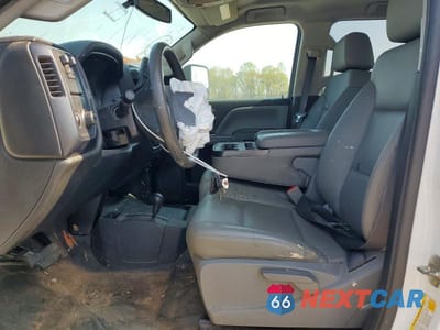 Zdjęcie 7 z 12 samochodu: 2018 CHEVROLET SILVERADO K2500 HEAVY DUTY VIN:1GC1KUEG2JF129657 - miniatura