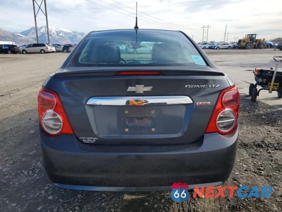 Zdjęcie 6 z 12 samochodu: 2013 CHEVROLET SONIC LTZ VIN:1G1JE5SBXD4105699 - miniatura