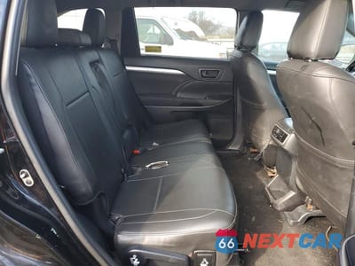 Zdjęcie 11 z 12 samochodu: 2019 TOYOTA HIGHLANDER LE VIN:5TDBZRFH6KS743486 - miniatura