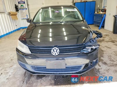 Piąte zdjęcie samochodu w środku: 2014 VOLKSWAGEN JETTA VIN:3VW2K7AJXEM398810 - miniatura
