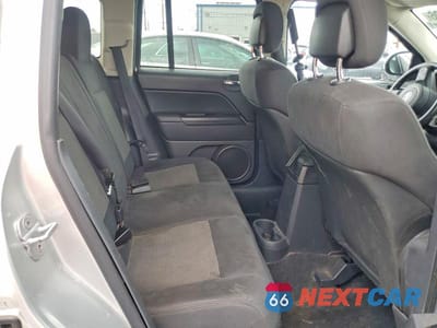 Zdjęcie 11 z 13 samochodu: 2011 JEEP COMPASS SPORT VIN:1J4NT1FAXBD138864 - miniatura