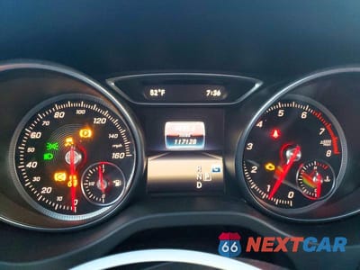 Zdjęcie 9 z 11 samochodu: 2018 MERCEDES-BENZ CLA 250 VIN:WDDSJ4EB7JN558929 - miniatura